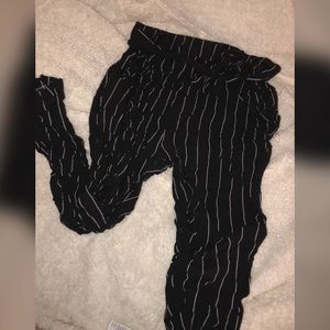 Size large striped skinny pants